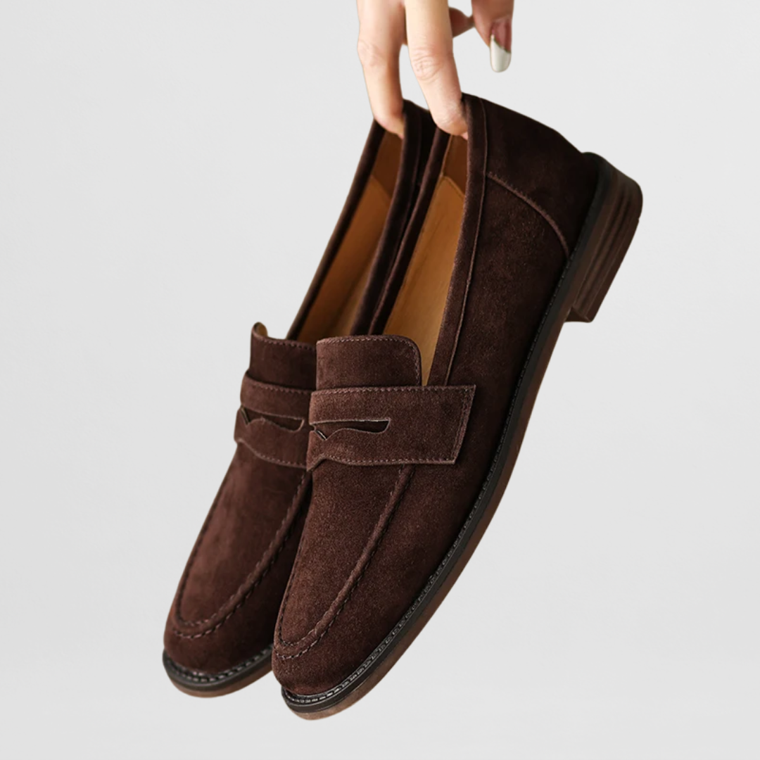 LORRAINE | CLASSIC BROWN LOAFERS