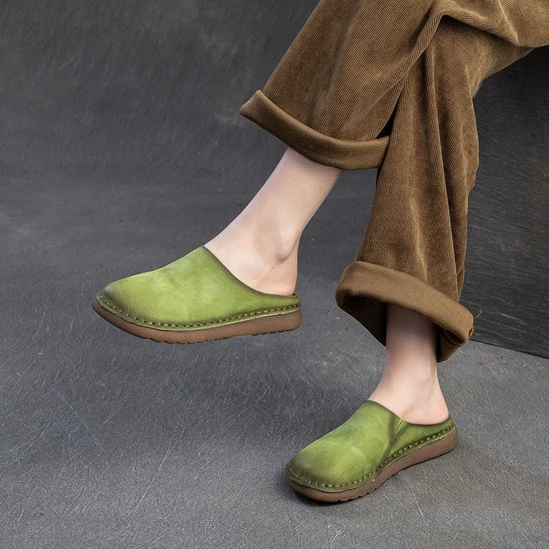 JANELLE | VINTAGE SLIP-ON CLOGS