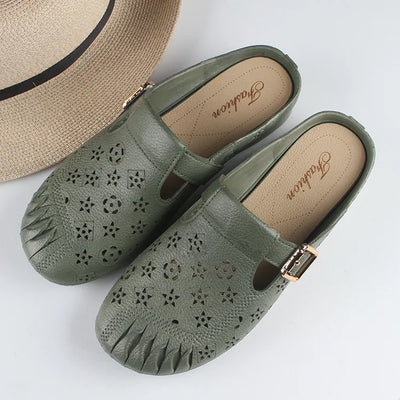 MANDY | CUT-OUT SLIDE CLOGS