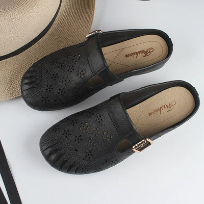 MANDY | CUT-OUT SLIDE CLOGS