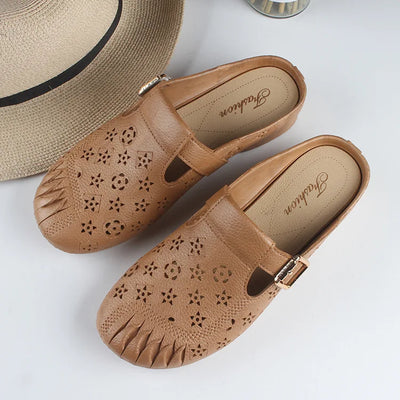 MANDY | CUT-OUT SLIDE CLOGS
